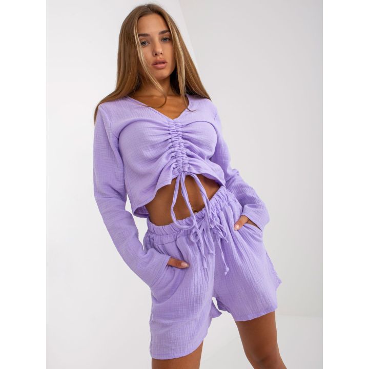 Palaidinė šviesiai violetinė