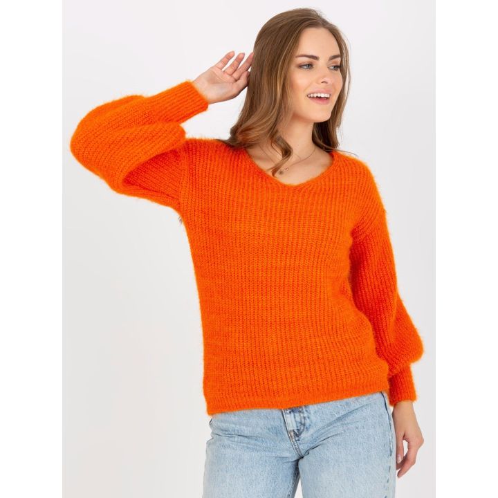 Oranžinis megztinis