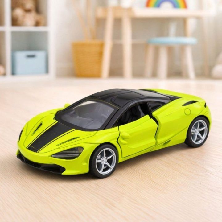Vaikiškas metalo sportinis automobilis 1:32, žalias su šviesomis ir garsais