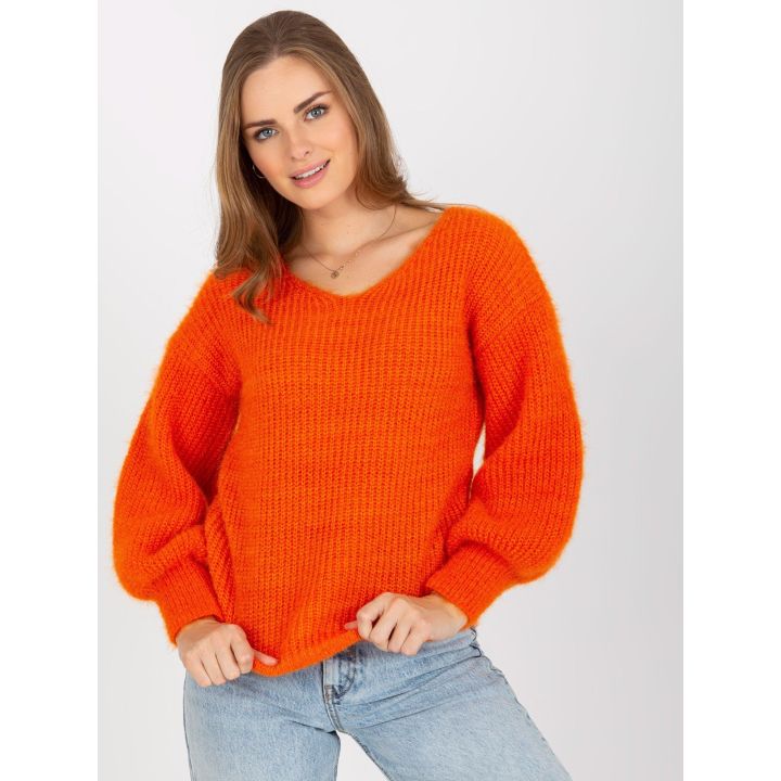 Oranžinis megztinis