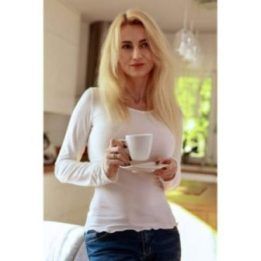 Moteriška palaidinė Mirale – smėlio