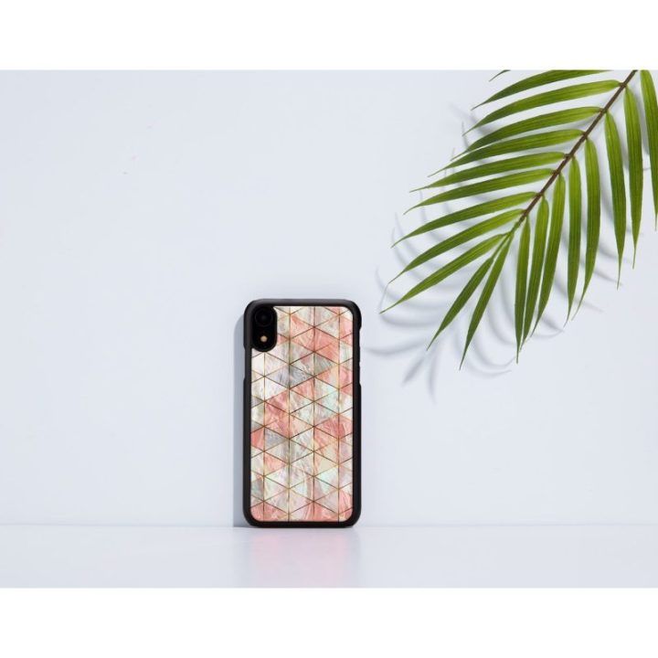 Juodas telefono dėklas iPhone XR