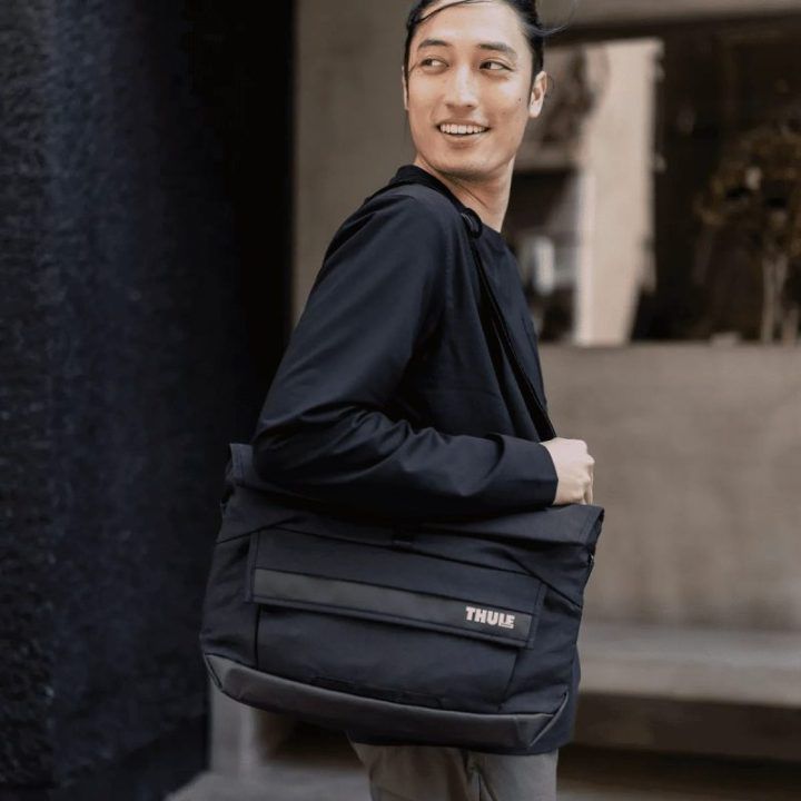 Krepšys per petį Thule Paramount 14 l, juodas