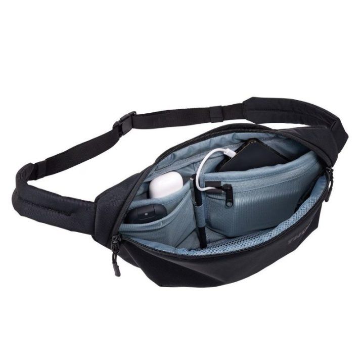 Juodas sling tipo krepšys Thule Subterra 2