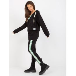Juodos spalvos rinkinys