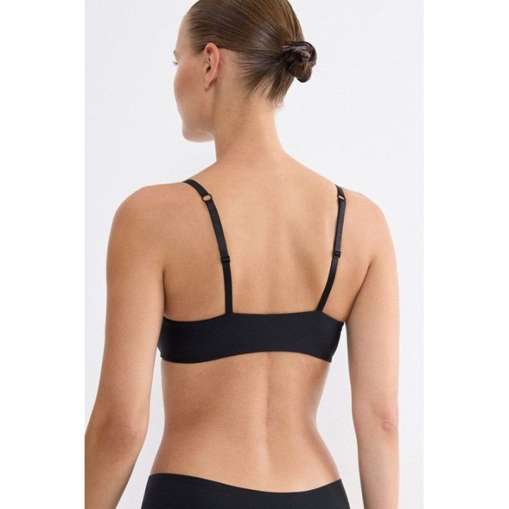 Juoda trikampė bikinio viršutinė dalis Triumph