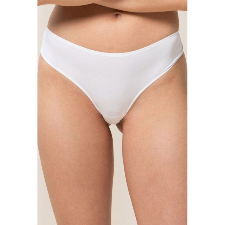 Balto mikropluošto brazilinės string kelnaitės Triumph, 2 vnt