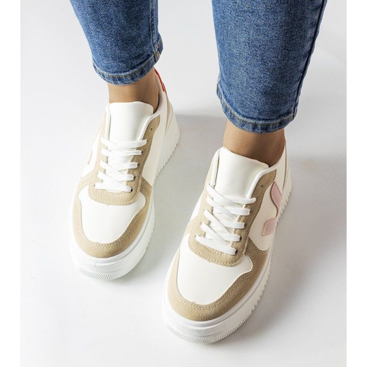 Balti sportbačiai su rožiniu Plouffe įdėklu