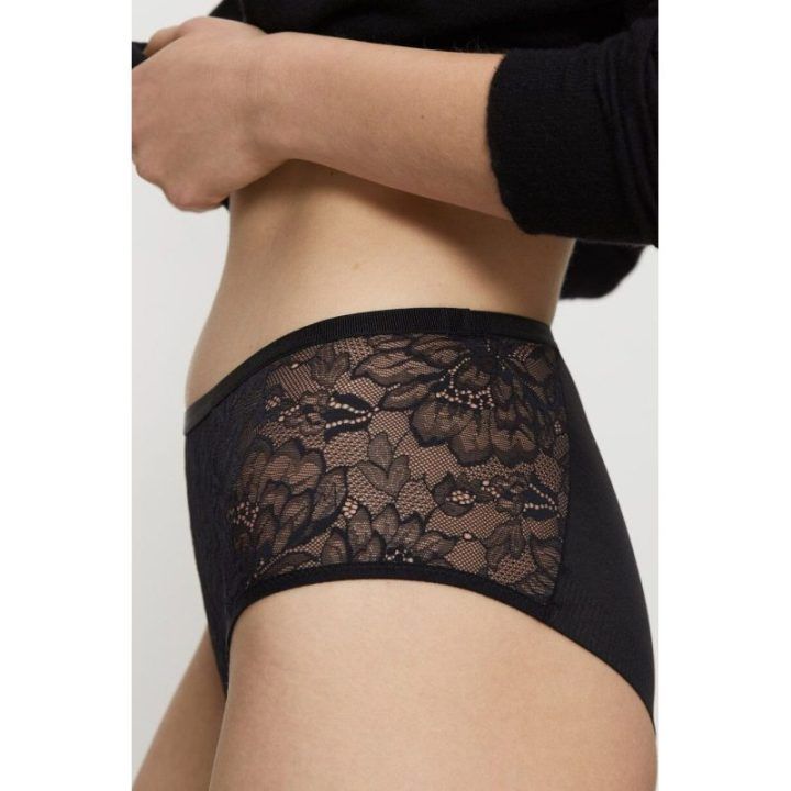 Kelnaitės Triumph – juoda