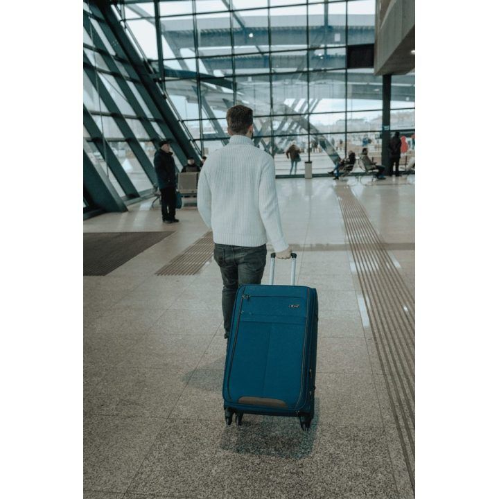 Vidutinis minkštas lagaminas Solier tamsiai mėlynas