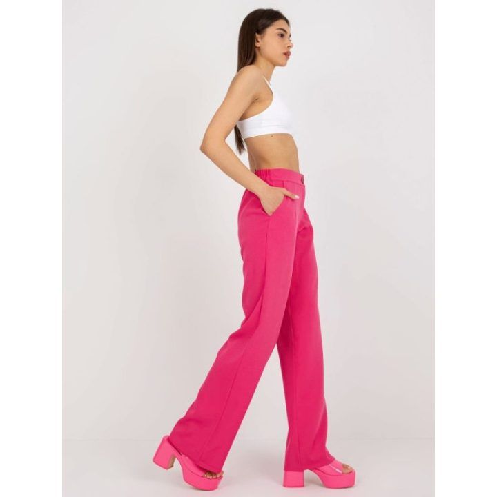 Ryškiai rožinės kelnės