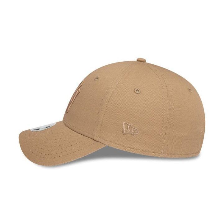 Moteriška ruda kepurė su snapeliu New Era 9FORTY NY