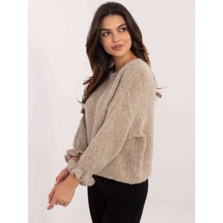 Ekru oversize megztinis – smėlio
