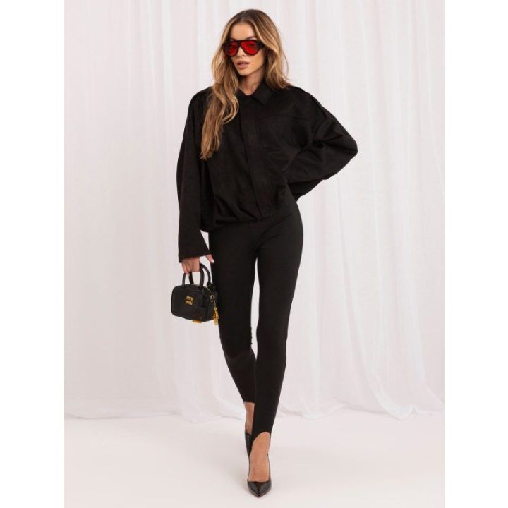 Juoda moteriška striukė