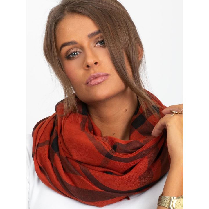 Nosinė tamsiai oranžinė