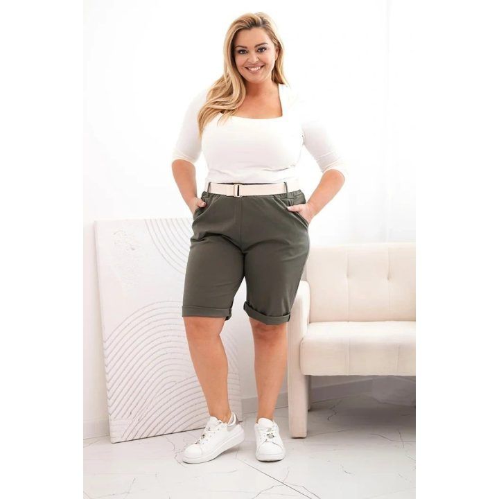 Moteriški Plus Size šortai su diržu, chaki spalvos