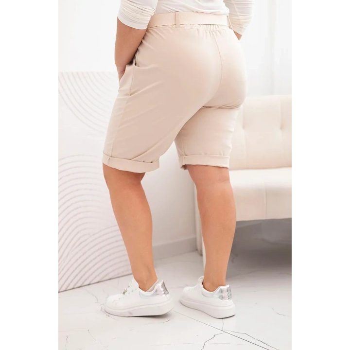 Moteriški Plus Size šortai su diržu, šviesiai smėlio spalvos
