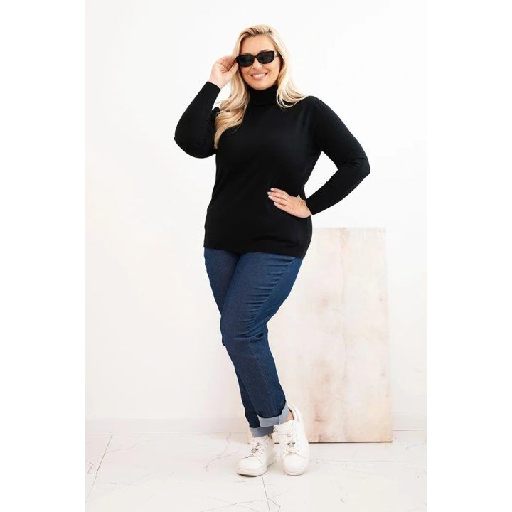 Moteriškas Plus Size viskozinis megztinis su golfu, juodos spalvos