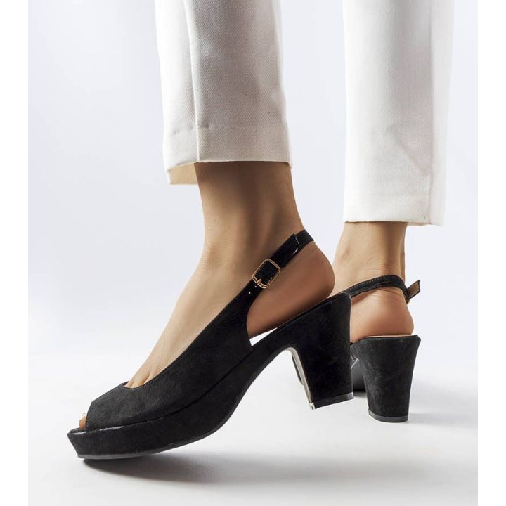 Juodos spalvos stiletto sandalai Dionne