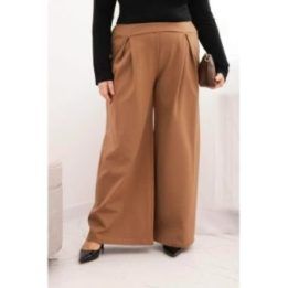 Moteriškos Plus Size kelnės plačiomis klešnėmis ir klostėmis, kapučino spalvos