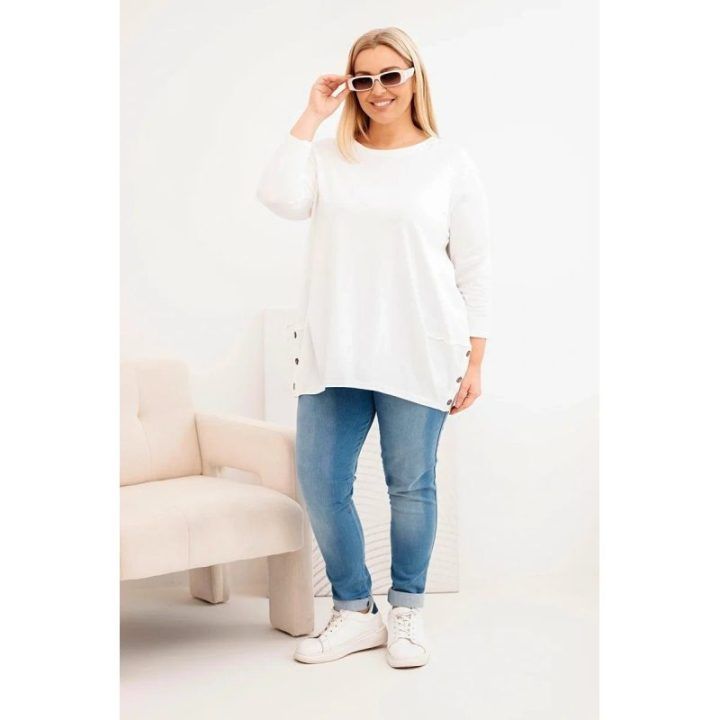 Moteriška Plus Size medvilninė palaidinė su dekoratyvinėmis sagomis, ekru spalvos