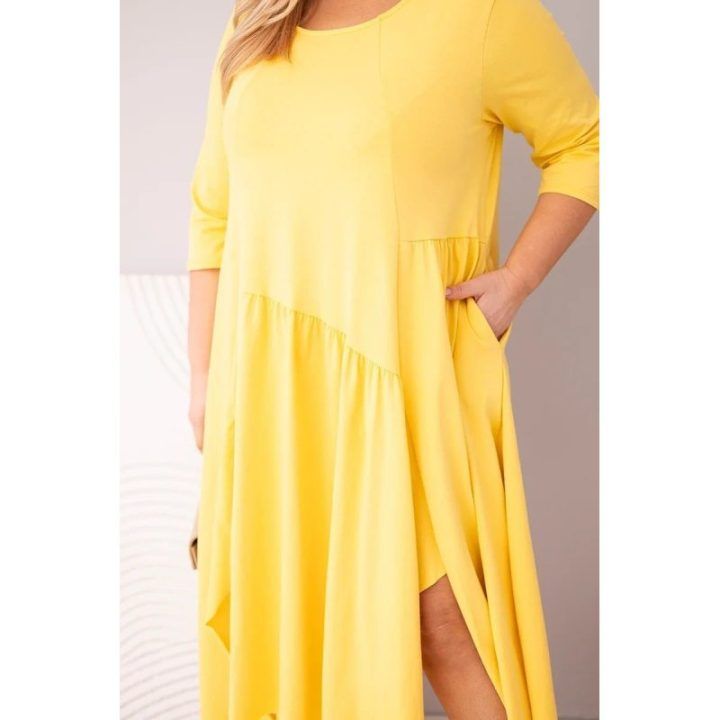 Moteriška Plus Size suknelė su asimetriniu apačios kirpimu, geltonos spalvos