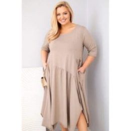 Moteriška Plus Size suknelė su asimetrišku apačios kraštu, kapučino spalvos