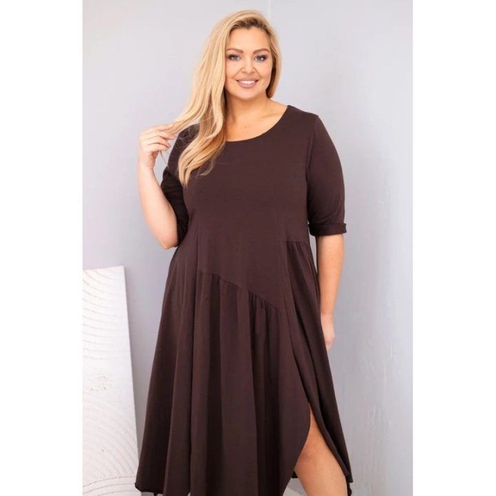 Moteriška Plus Size suknelė su asimetrišku apačios kraštu, ruda