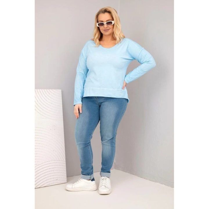 Moteriška Plus Size palaidinė su V formos iškirpte ir ilgesne nugara, mėlynos spalvos