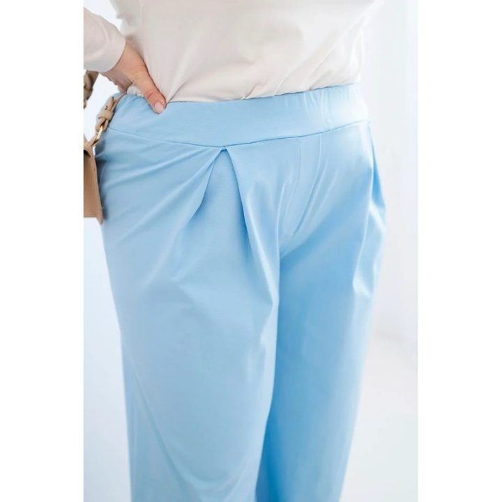 Moteriškos Plus Size plačios kelnės su klostėmis, mėlynos spalvos