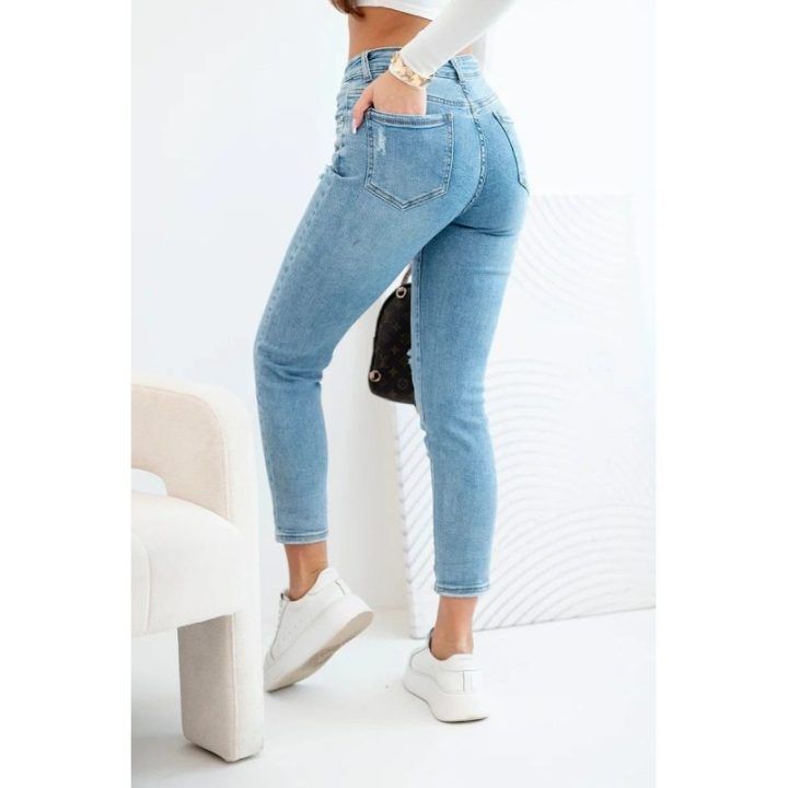 Moteriški mom fit aukšto liemens džinsai su subtiliais nutrinimais, mėlyni