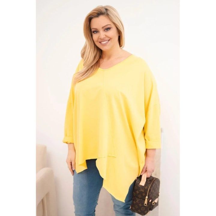 Moteriška Plus Size geltona palaidinė su asimetrišku apačios kraštu ir V formos iškirpte