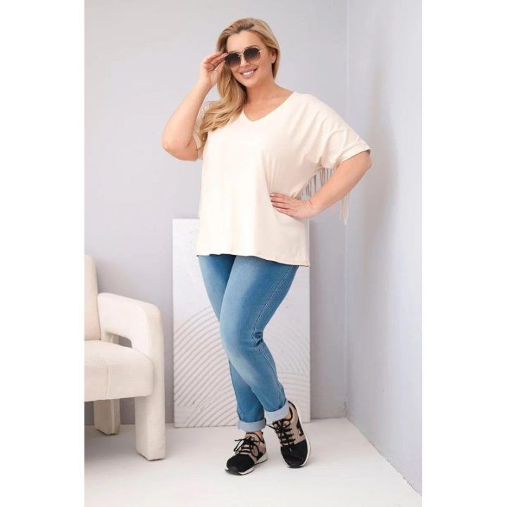 Moteriška Plus Size medvilninė palaidinė su V formos iškirpte ir kutais nugaroje, smėlio spalvos