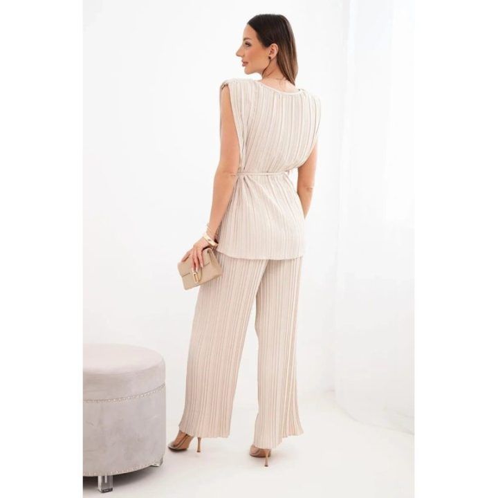 Moteriškas viskozinis komplektas su surišama palaidine ir plačiomis kelnėmis, smėlio spalvos