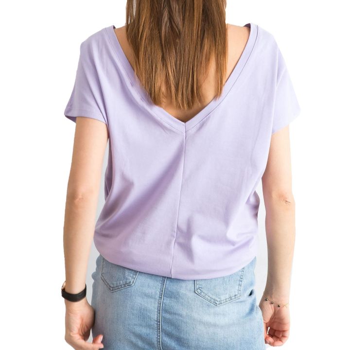 T šviesiai violetinė