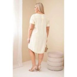 Moteriška Plus Size geltona viskozės suknelė su V formos iškirpte