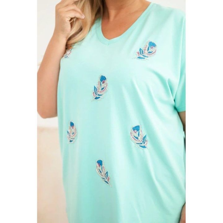 Moteriška Plus Size palaidinė su plunksnų aplikacijomis, mėtų spalvos