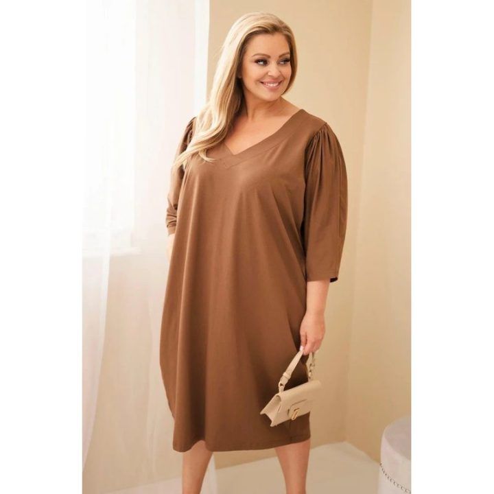 Moteriška Plus Size suknelė su kišenėmis, kapučino spalvos