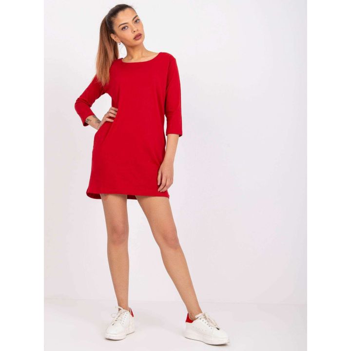 Tunika-tamsiai raudona