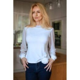 Balta palaidinė su tiulio rankovėmis Mirale