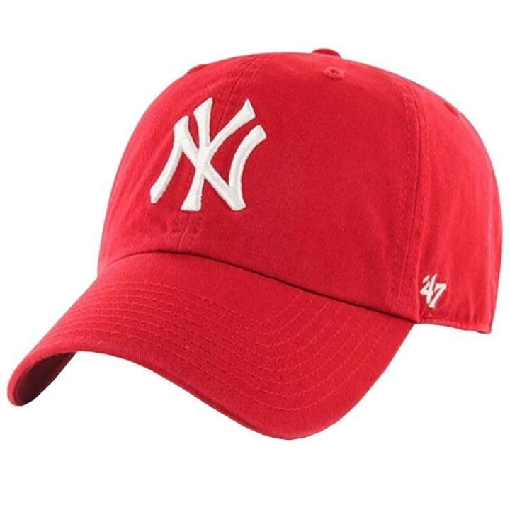 Raudona „New York Yankees“ kepurė su snapeliu