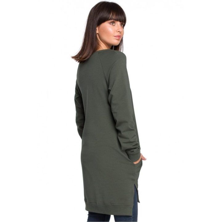 Moteriškas ilgas džemperis su skeltukais BeWear