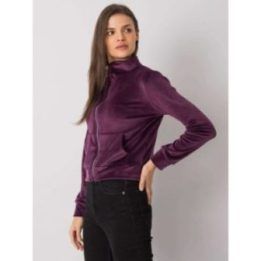 Violetinis susegamas džemperis su aukštu kaklu