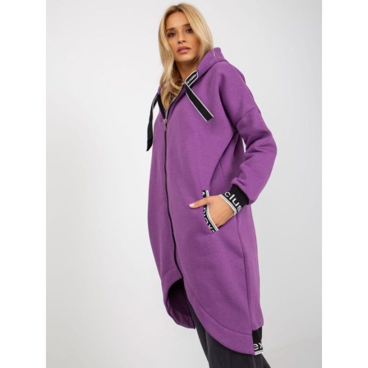 Violetinis moteriškas džemperis su gobtuvu