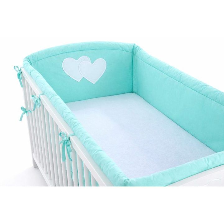 Universali XXL lovytės apsaugėlė „Hearts Mint“ BOBONO
