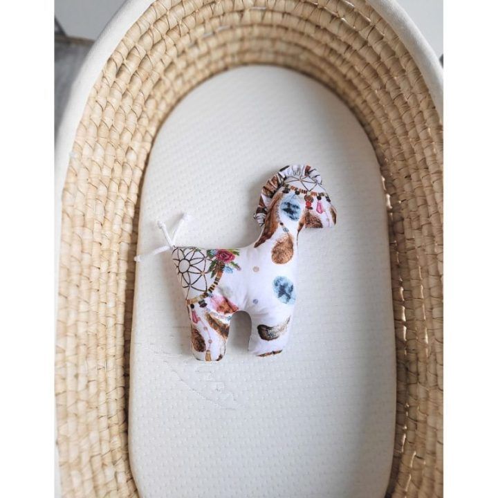 Minkštas žaislas arkliukas LUCKY Horse Dream catchers white