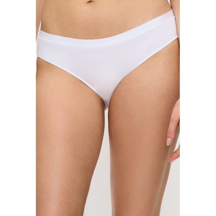 Baltos kelnaitės Triumph, 2 vnt