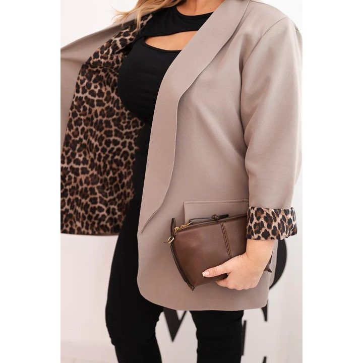 Moteriška Plus Size švarko tipo palaidinė su leopardo rašto pamušalu, kapučino spalvos