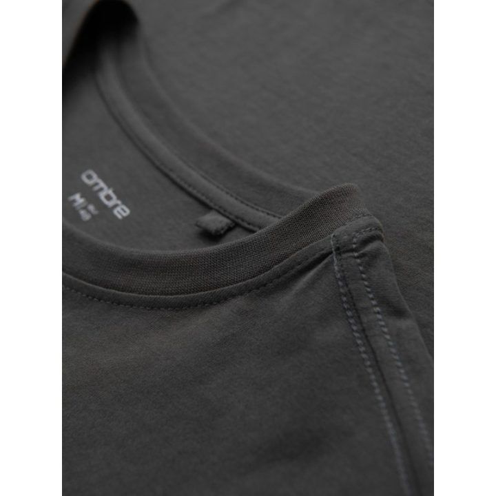 Vyriški tamsiai pilki marškinėliai su kišenėle