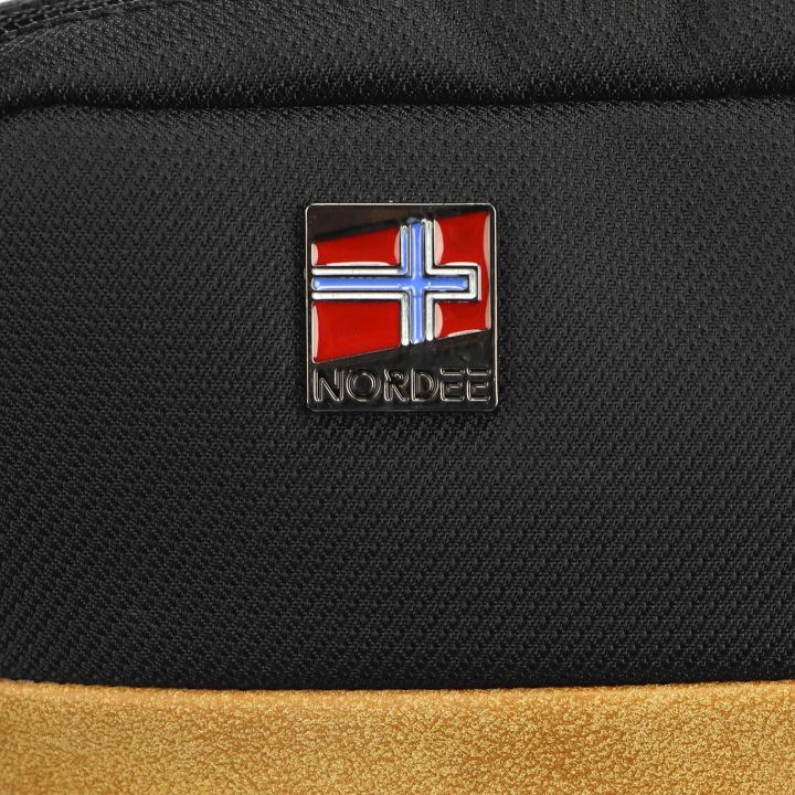 Rankinukas per petį Nordee